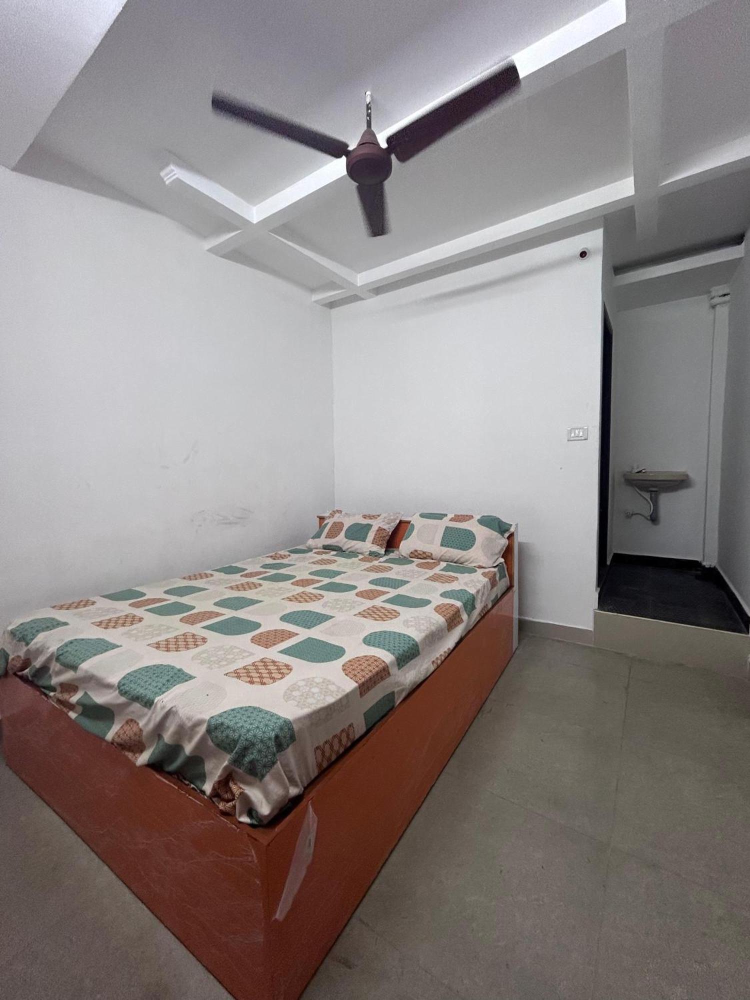 Gsd Inn Guest House Пондичери Екстериор снимка