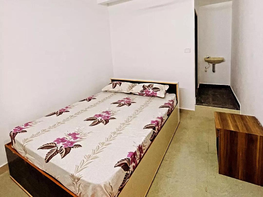Gsd Inn Guest House Пондичери Екстериор снимка