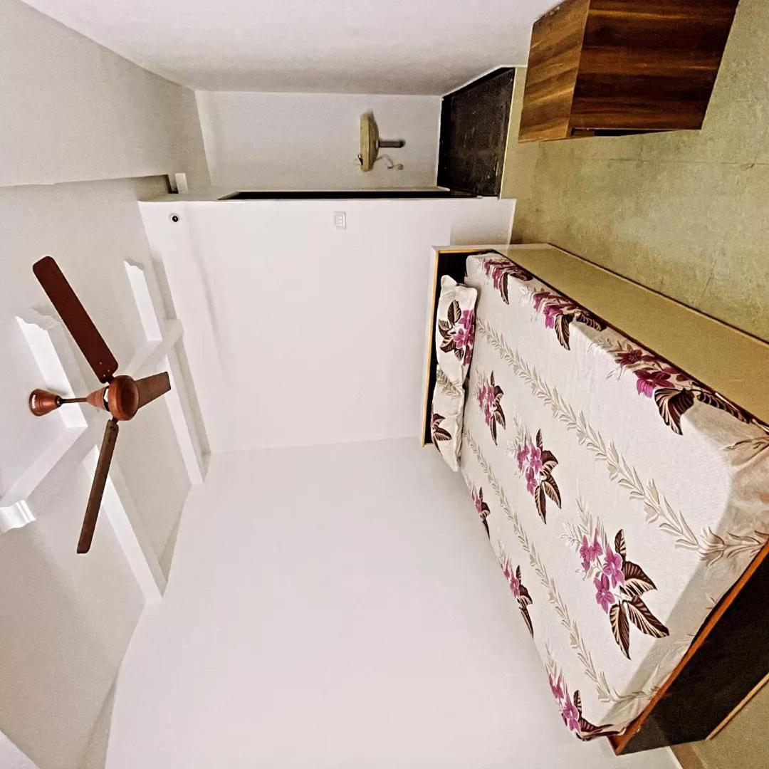 Gsd Inn Guest House Пондичери Екстериор снимка